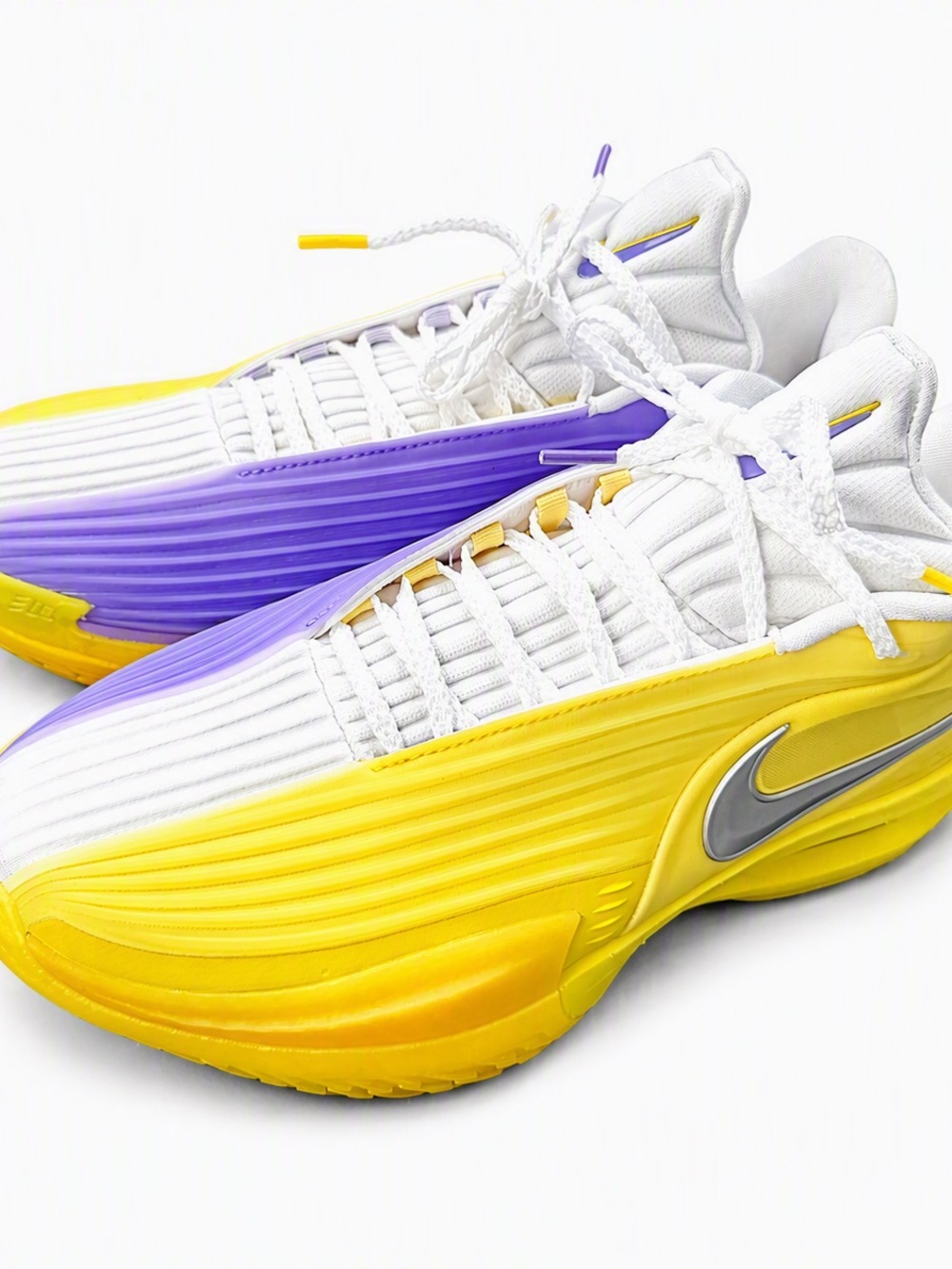 Nike Air Zoom GT Cut 3 Turbo Los Angeles Lakers HV9918-500 Men’s Size 10